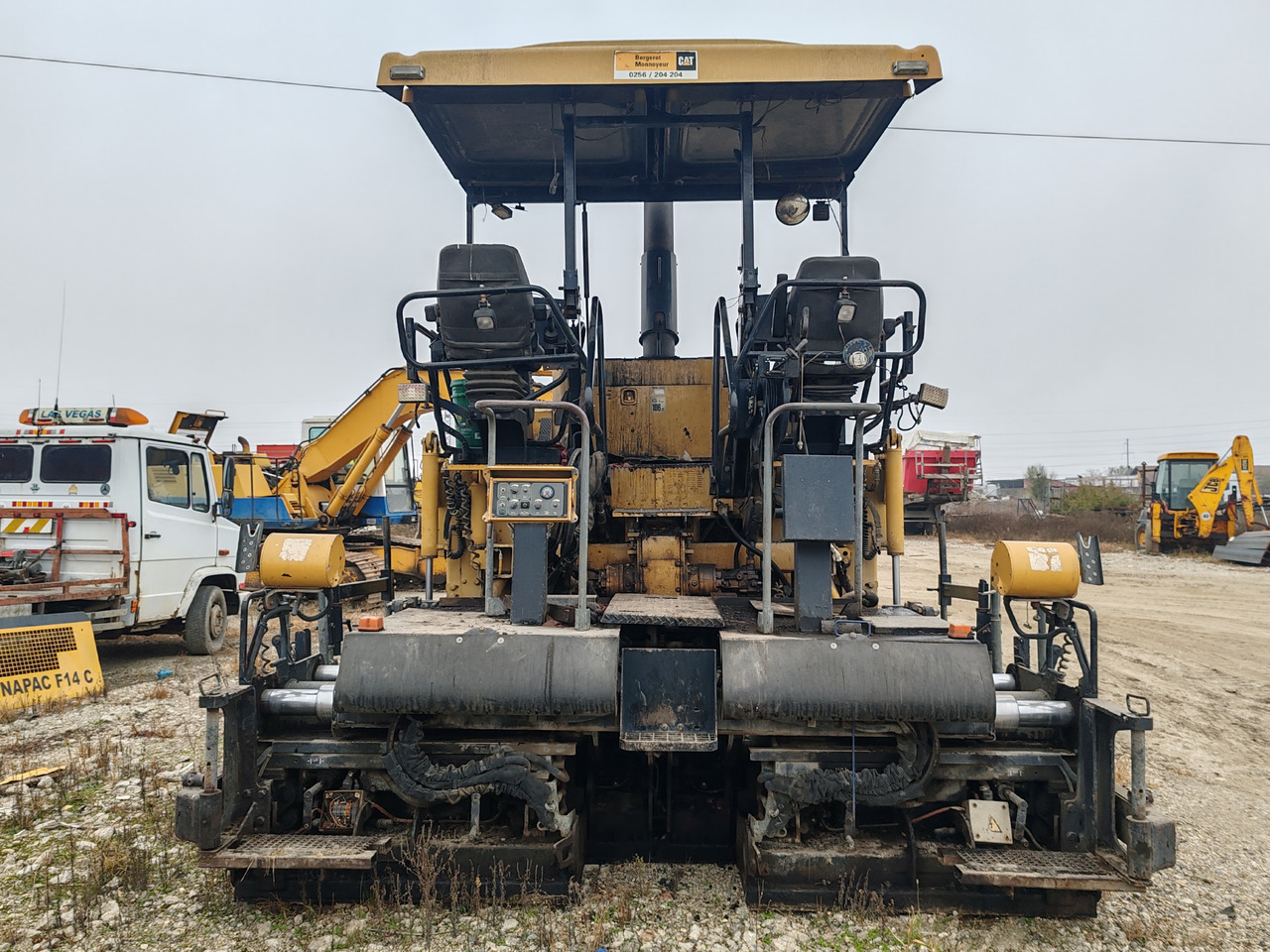 Caterpillar AP555E - Гудронатор: фото 2 Caterpillar AP555E - Гудронатор: фото 2