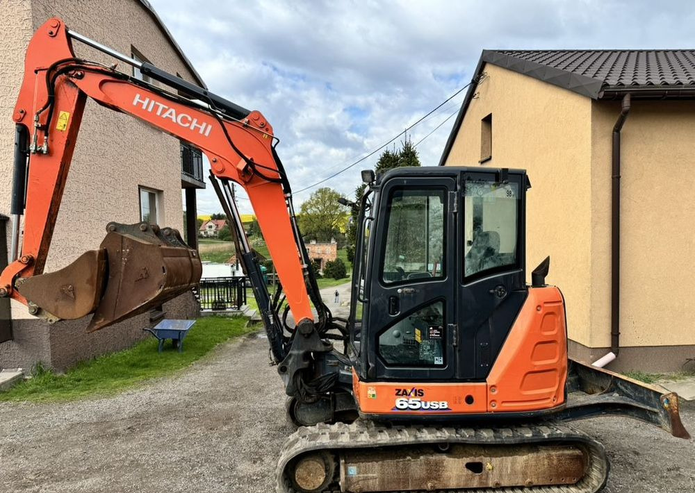 Hitachi ZX65USB-6 CLR - Гусеничный экскаватор: фото 2 Hitachi ZX65USB-6 CLR - Гусеничный экскаватор: фото 2