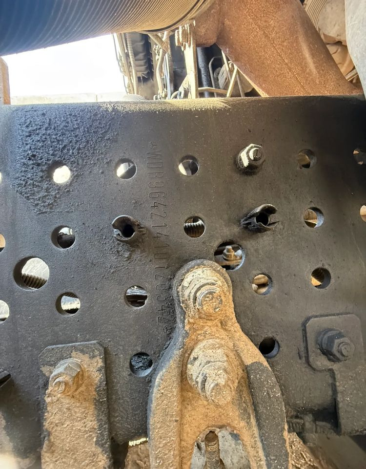 Mercedes-Benz Arocs 2640 - Крюковой мультилифт: фото 5 Mercedes-Benz Arocs 2640 - Крюковой мультилифт: фото 5