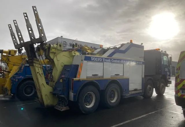 Volvo FL10 - Эвакуатор: фото 5 Volvo FL10 - Эвакуатор: фото 5