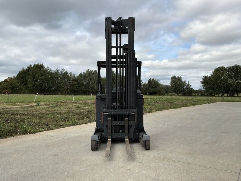 Linde R14 - Электропогрузчик: фото 2 Linde R14 - Электропогрузчик: фото 2