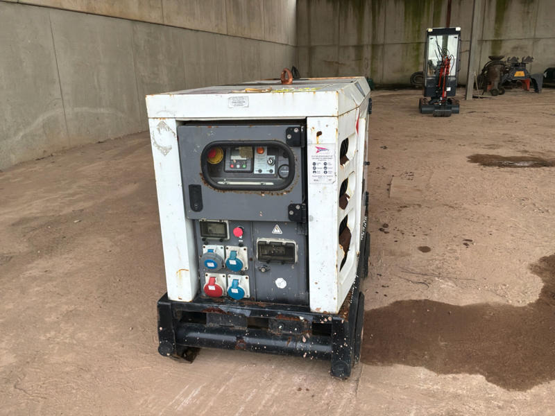 SDMO R22 C3 - Электрогенератор: фото 2 SDMO R22 C3 - Электрогенератор: фото 2