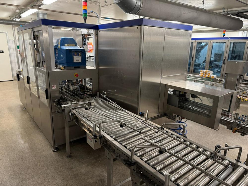 Tetra Pak Cardboard Packer - Упаковочное оборудование: фото 3 Tetra Pak Cardboard Packer - Упаковочное оборудование: фото 3