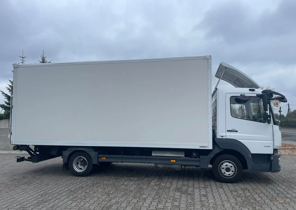 Mercedes-Benz ATEGO 816 DMC 8600 kg - Грузовик с закрытым кузовом: фото 4 Mercedes-Benz ATEGO 816 DMC 8600 kg - Грузовик с закрытым кузовом: фото 4