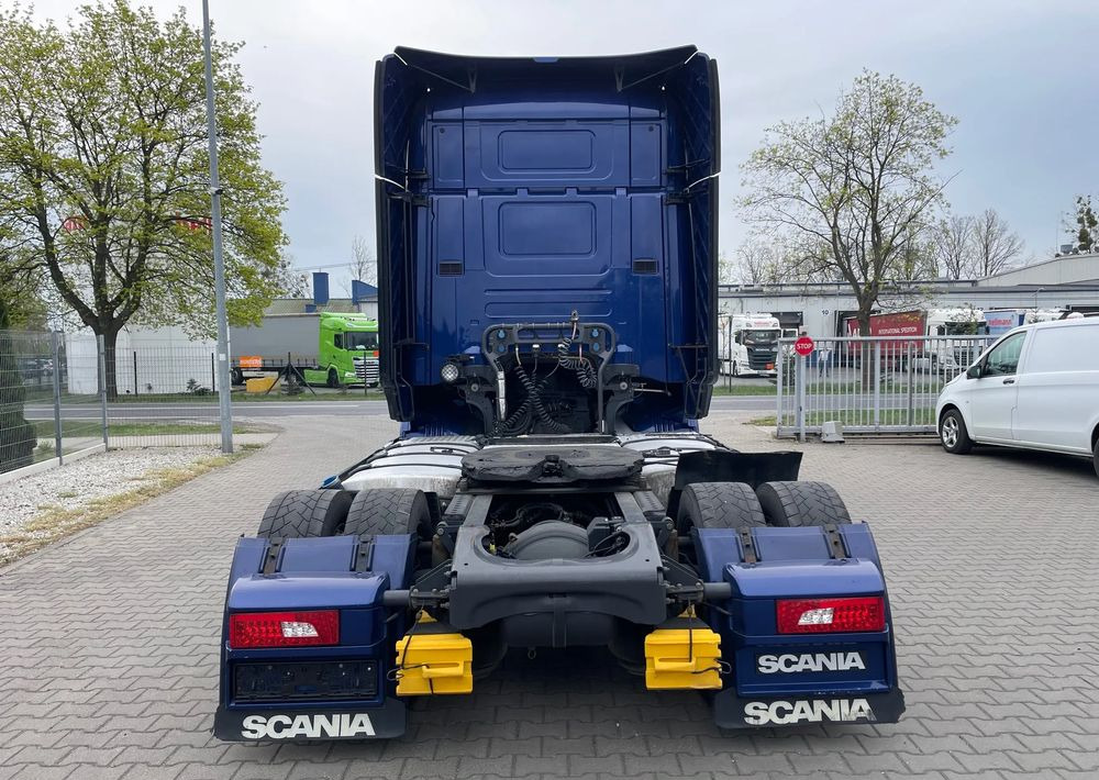 Scania R450 Topline King/ Mega/ LowDeck/ Zbiorniki 1400 l - Тягач: фото 5 Scania R450 Topline King/ Mega/ LowDeck/ Zbiorniki 1400 l - Тягач: фото 5