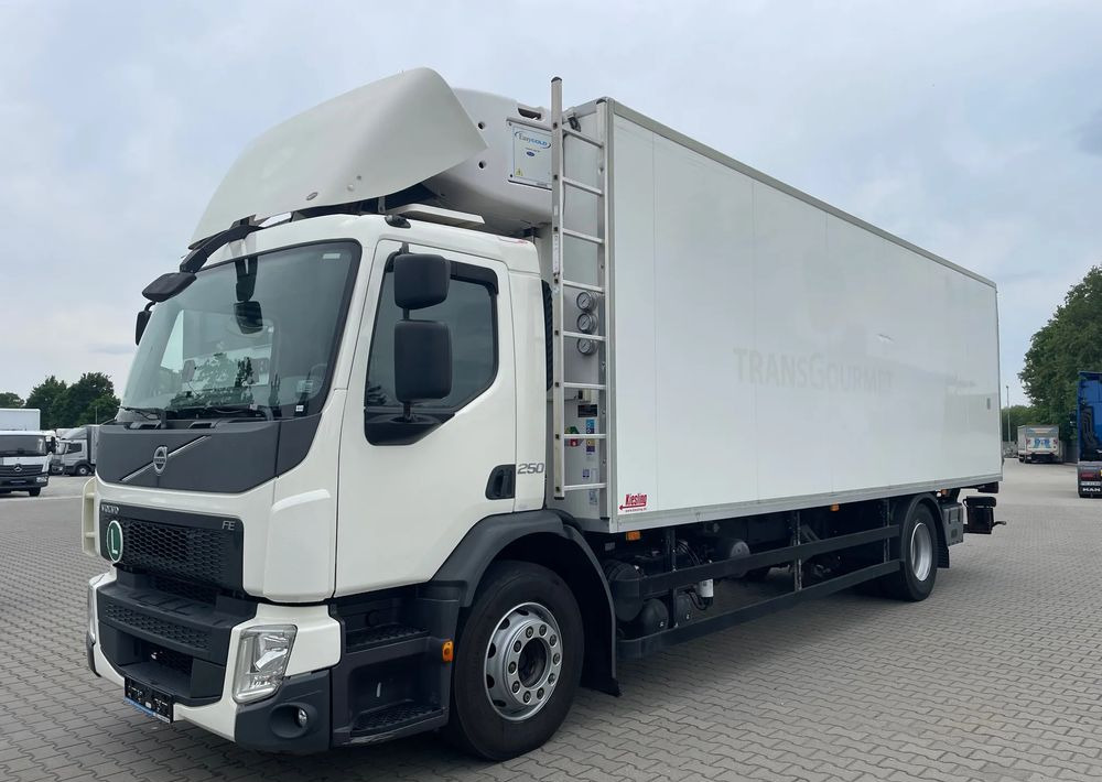Volvo FE 18.250 Chłodnia! EURO 6! - Рефрижератор: фото 2 Volvo FE 18.250 Chłodnia! EURO 6! - Рефрижератор: фото 2
