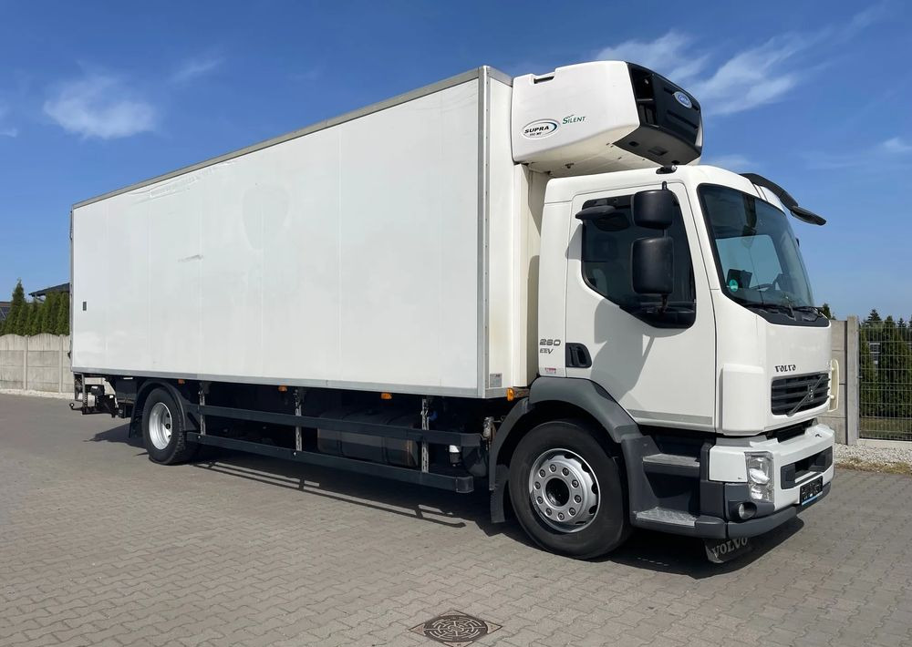 Volvo FL 18.260 CHŁODNIA, EURO 5 ! - Рефрижератор: фото 4 Volvo FL 18.260 CHŁODNIA, EURO 5 ! - Рефрижератор: фото 4