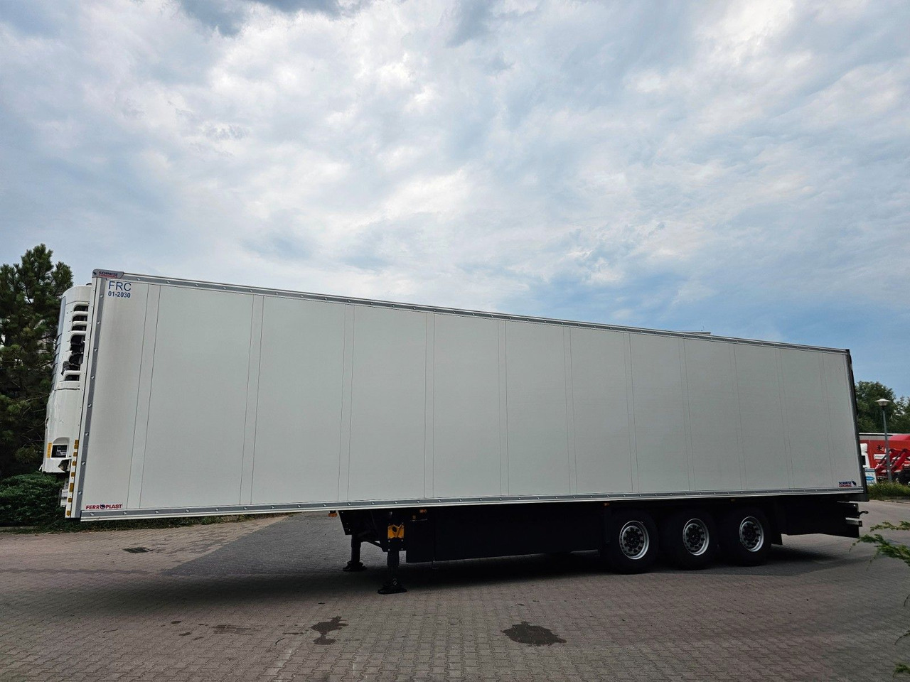 Schmitz Cargobull SKO24/L FP COOL V7 DOPPELSTOCK / Leicht unfall - Полуприцеп-рефрижератор: фото 5 Schmitz Cargobull SKO24/L FP COOL V7 DOPPELSTOCK / Leicht unfall - Полуприцеп-рефрижератор: фото 5