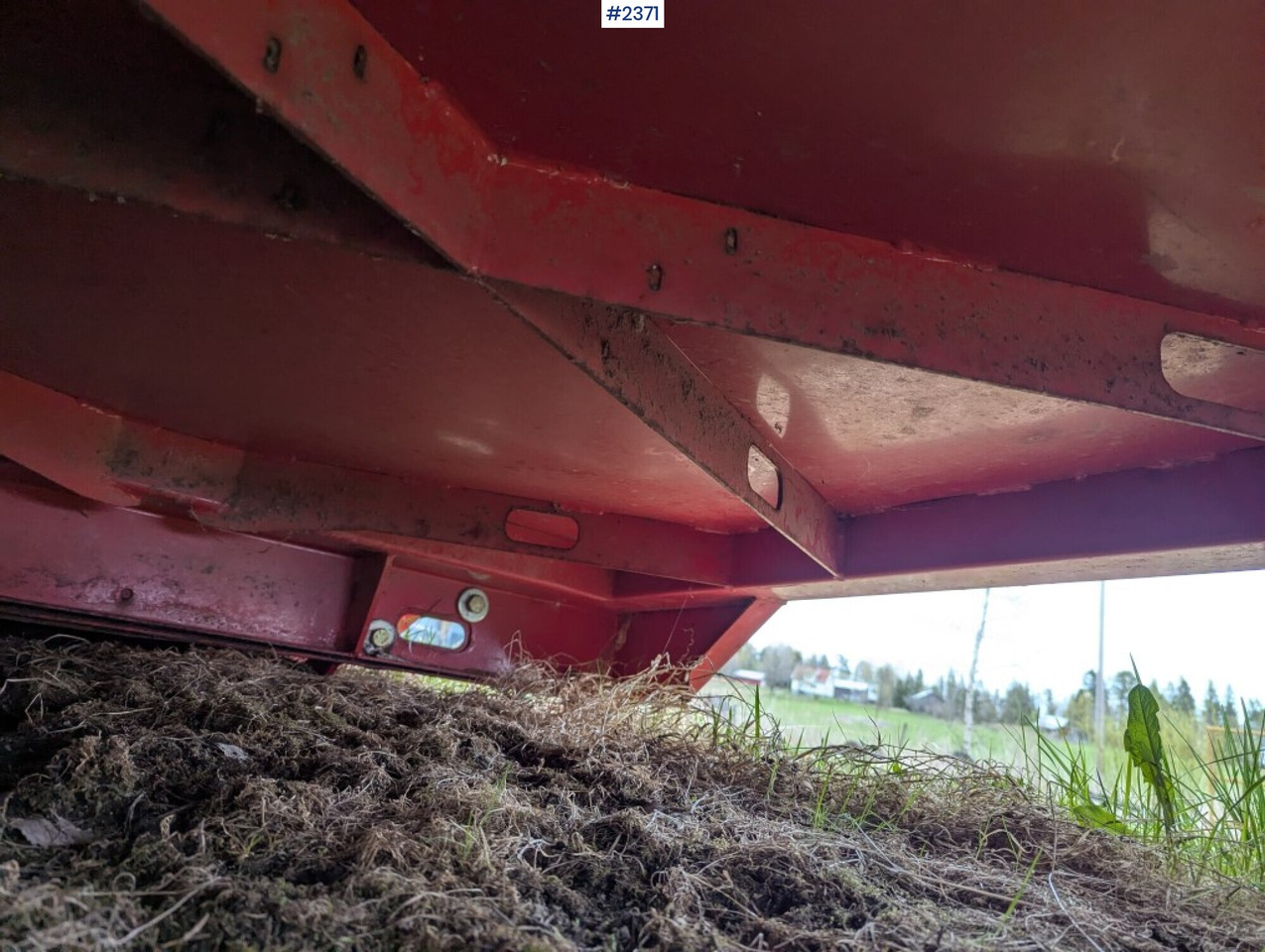 Техника для сенозаготовки Bale cutter / Feed shredder Kverneland Taarup 853: фото 16