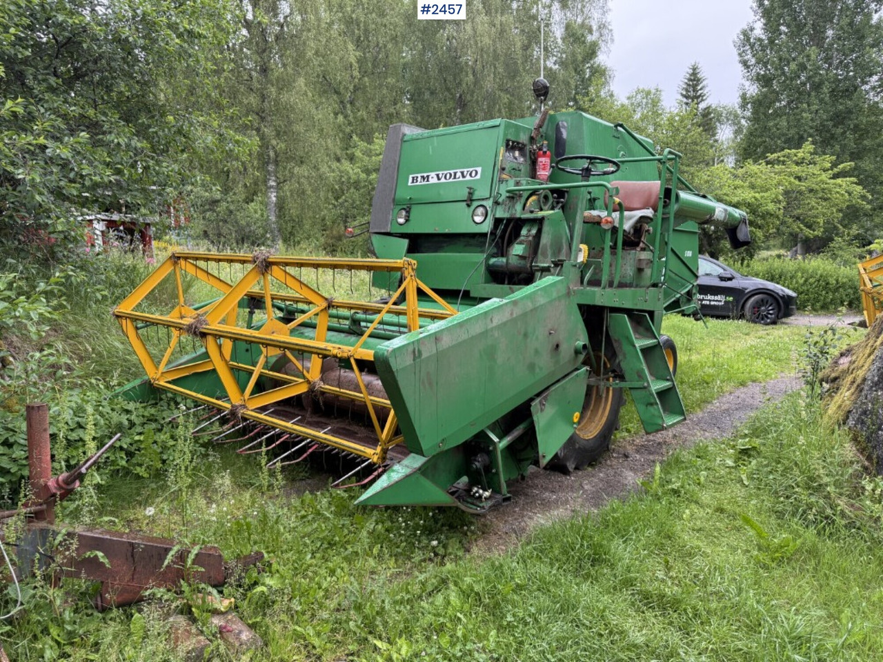 Combine harvester Volvo BM S830 with 2 cutting tables - Зерноуборочный комбайн: фото 1 Combine harvester Volvo BM S830 with 2 cutting tables - Зерноуборочный комбайн: фото 1