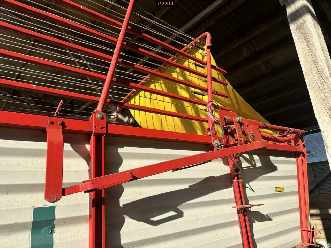 Техника для сенозаготовки Self-loading wagon Pöttinger Ladeprofi 2 103: фото 7