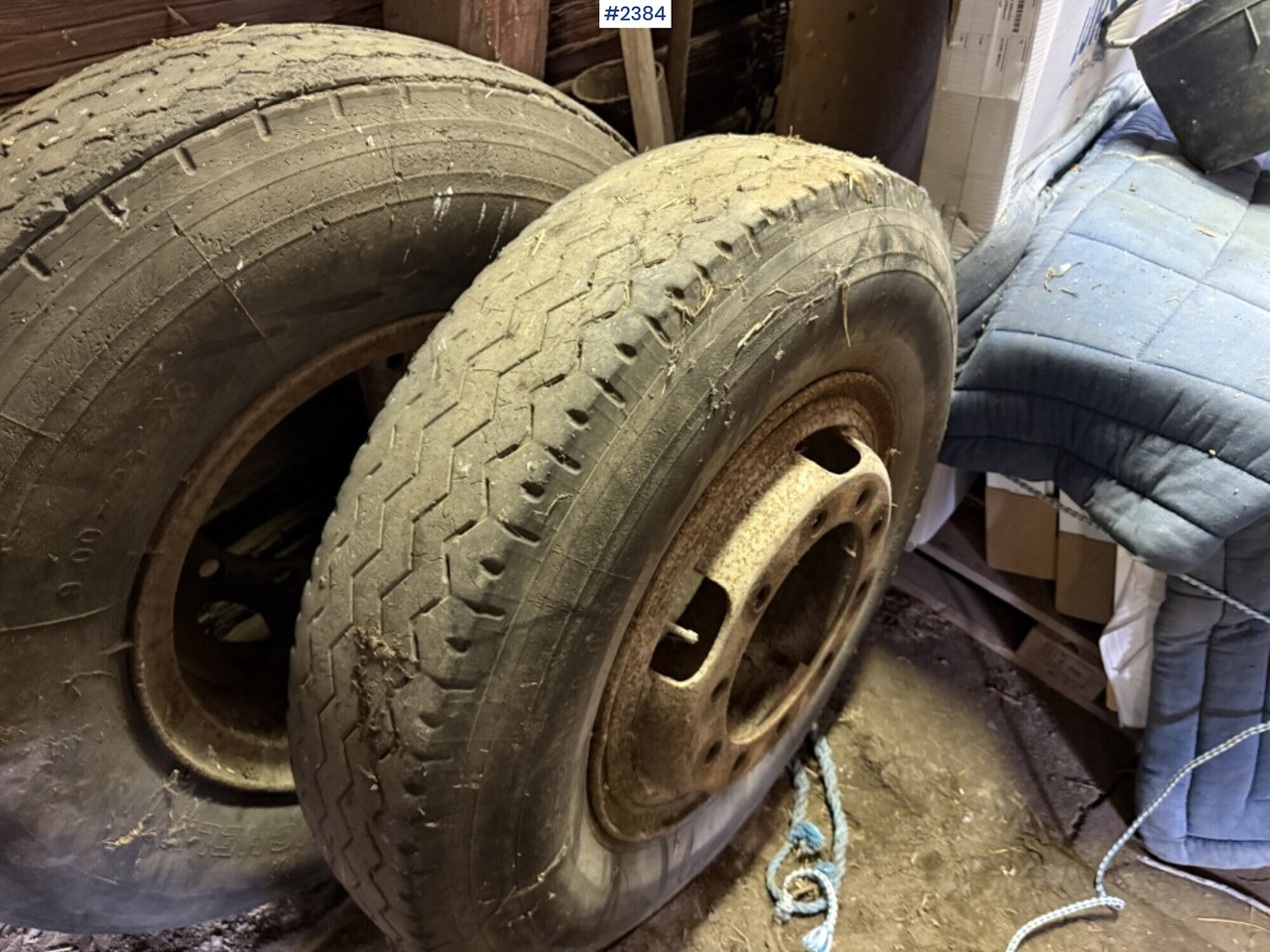 Tires with rim, Michelin 9.00-20 - Колесо: фото 2 Tires with rim, Michelin 9.00-20 - Колесо: фото 2