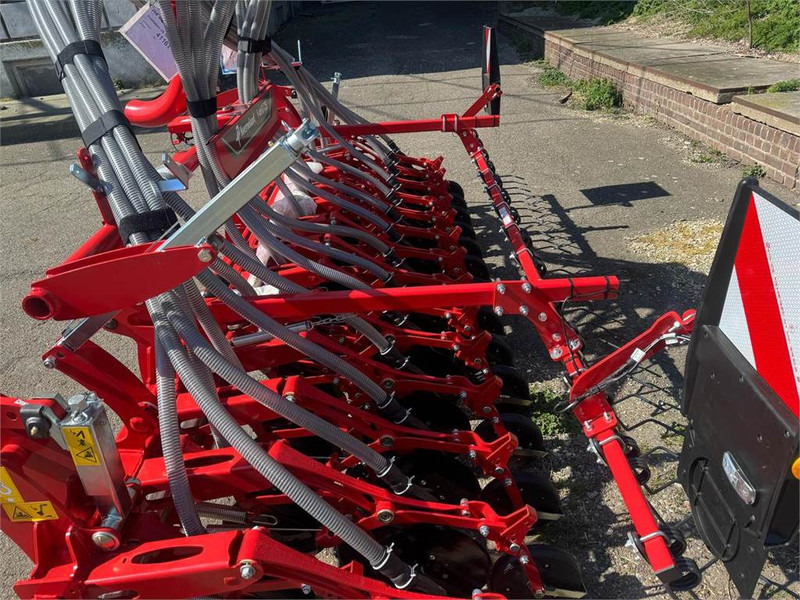 Kverneland CB 3500 Euro - Посевной комплекс: фото 3 Kverneland CB 3500 Euro - Посевной комплекс: фото 3