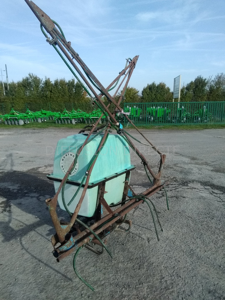 BERTHOUD PULVERISATEUR PO DS 4 - Опрыскиватель: фото 2 BERTHOUD PULVERISATEUR PO DS 4 - Опрыскиватель: фото 2