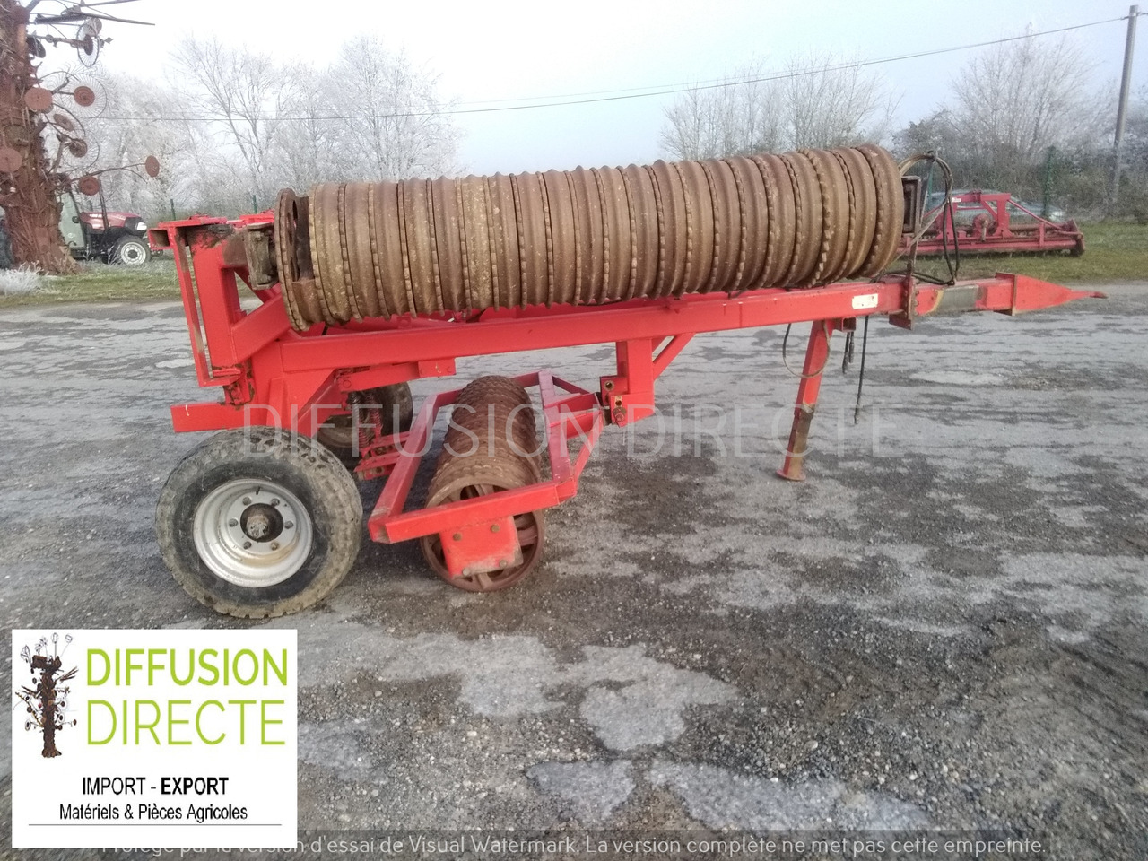 QUIVOGNE ROULEAU CAMBRIDGE R 630 - Полевой каток: фото 1 QUIVOGNE ROULEAU CAMBRIDGE R 630 - Полевой каток: фото 1