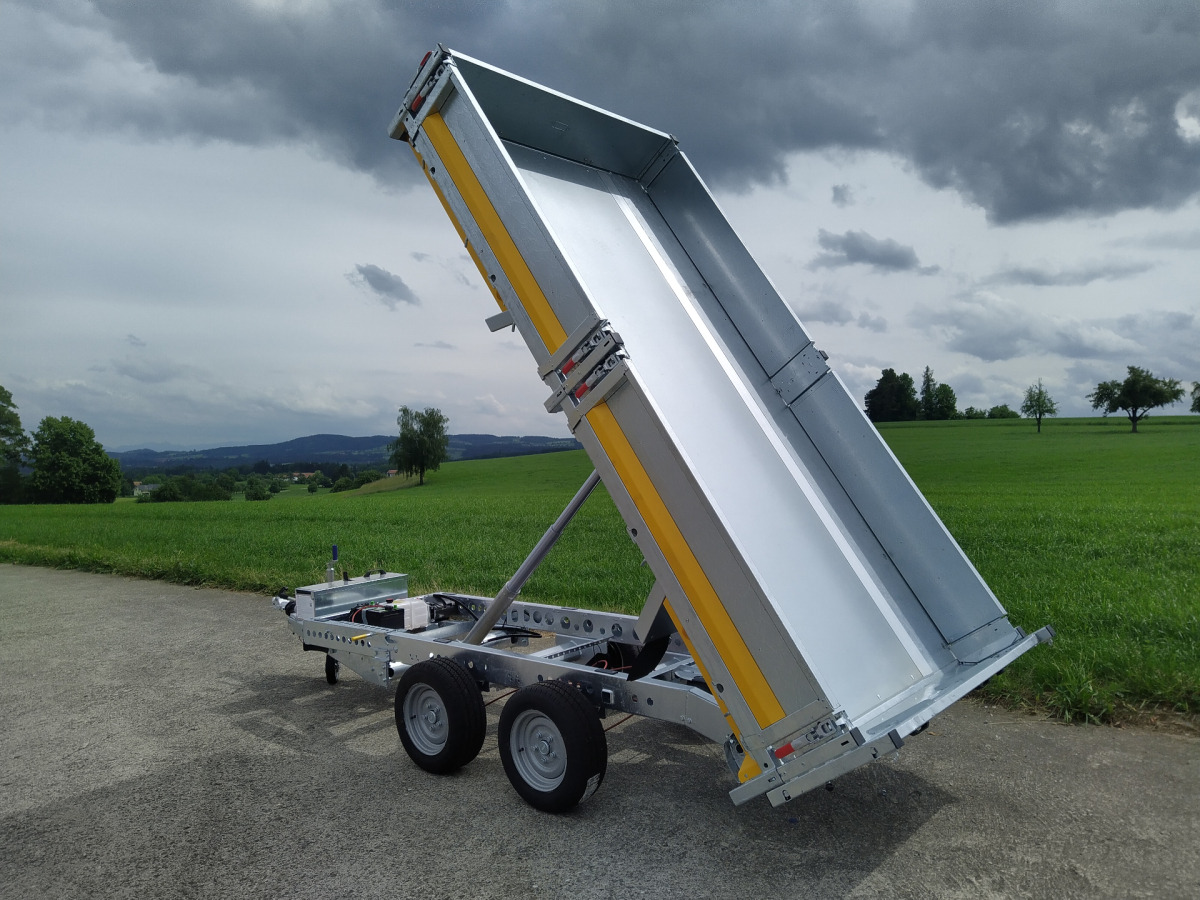 BRIAN JAMES TRAILERS Tipper 526 3.10x1.60 - Прицеп для легкового автомобиля: фото 1 BRIAN JAMES TRAILERS Tipper 526 3.10x1.60 - Прицеп для легкового автомобиля: фото 1