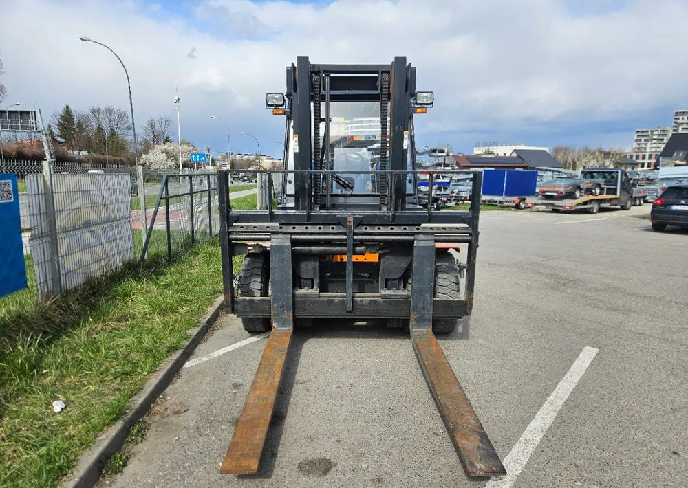 Doosan G60S-7 - Газовый погрузчик: фото 2 Doosan G60S-7 - Газовый погрузчик: фото 2