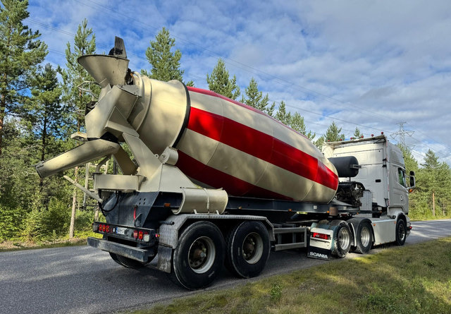 Liebherr12m3 - Полуприцеп бетоносмеситель: фото 4 Liebherr12m3 - Полуприцеп бетоносмеситель: фото 4
