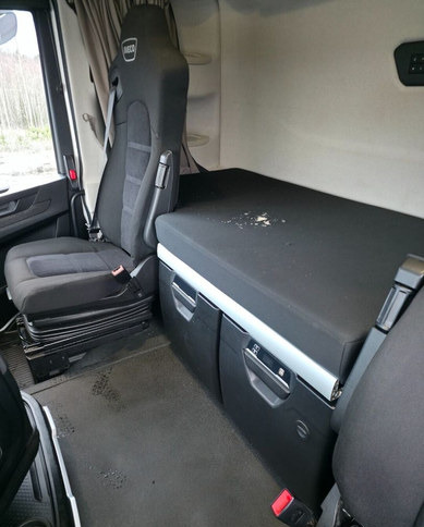 Тягач IvecoS-Way 460 4x2 LNG / LBG: фото 19 Тягач IvecoS-Way 460 4x2 LNG / LBG: фото 19