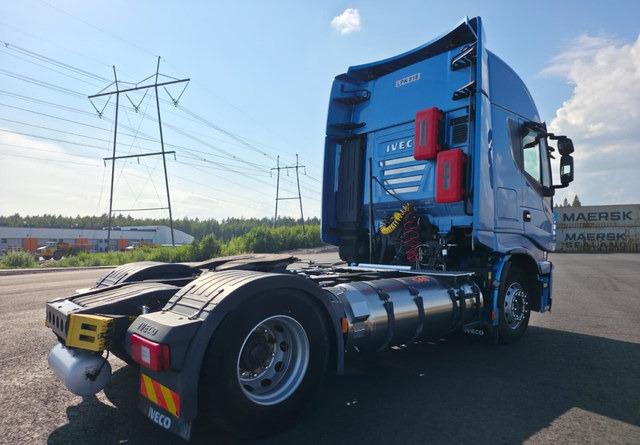 IvecoStralis 460 4x2 CNG / LNG - Тягач: фото 4 IvecoStralis 460 4x2 CNG / LNG - Тягач: фото 4