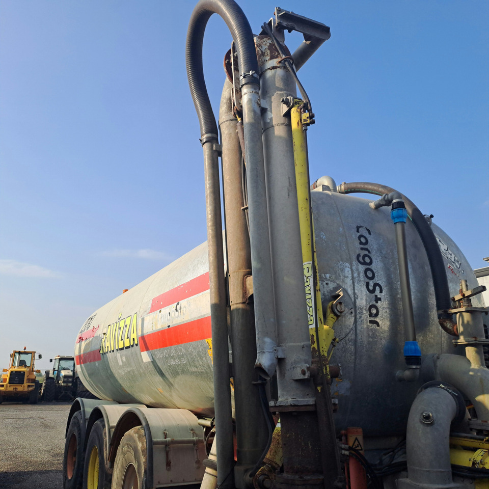 CARROBOTTE LIQUAME RAVIZZA MODELLO 200 RA200CA - Цистерна для жидкого навоза: фото 1 CARROBOTTE LIQUAME RAVIZZA MODELLO 200 RA200CA - Цистерна для жидкого навоза: фото 1
