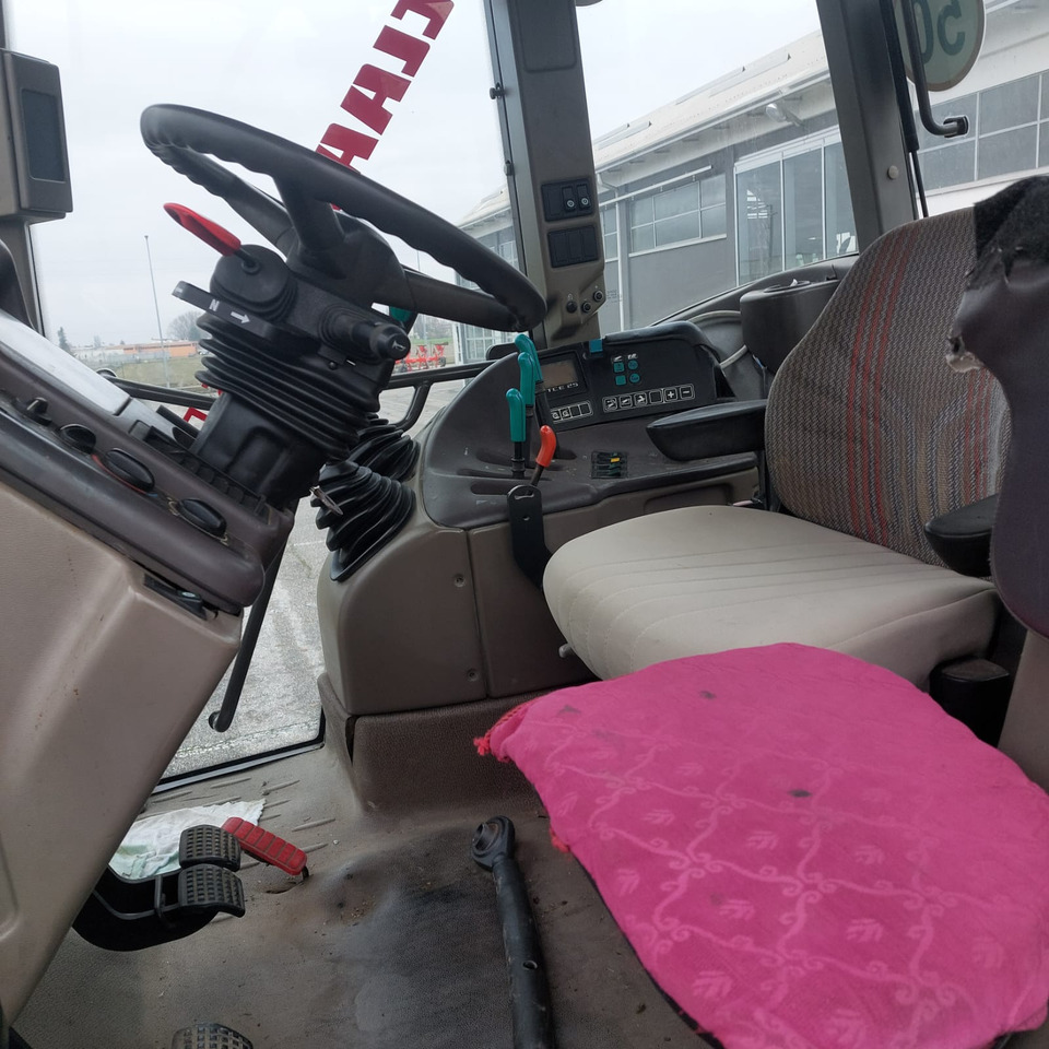 CLAAS ARES 836 RZ - Трактор: фото 2 CLAAS ARES 836 RZ - Трактор: фото 2