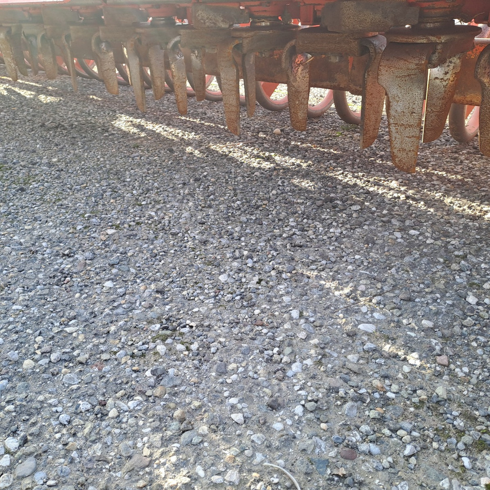 ERPICE ROTANTE PIEGHEVOLE MASCHIO AQUILA RAP 7000 - Почвофреза: фото 4 ERPICE ROTANTE PIEGHEVOLE MASCHIO AQUILA RAP 7000 - Почвофреза: фото 4