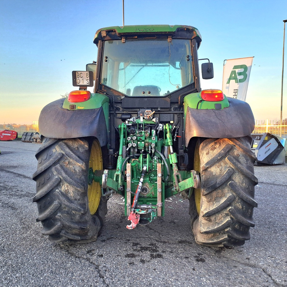 JOHN DEERE 6520 E - Трактор: фото 4 JOHN DEERE 6520 E - Трактор: фото 4