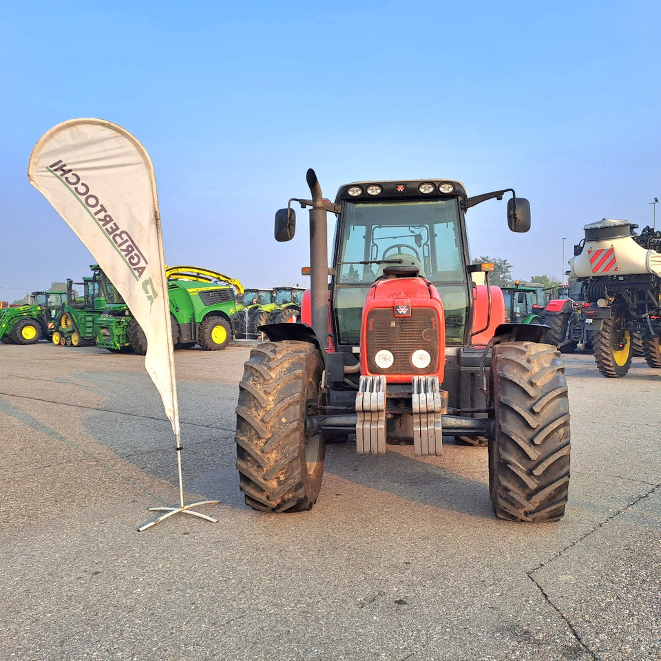 MASSEY FERGUSON 6465 DYNA 6 - Трактор: фото 2 MASSEY FERGUSON 6465 DYNA 6 - Трактор: фото 2