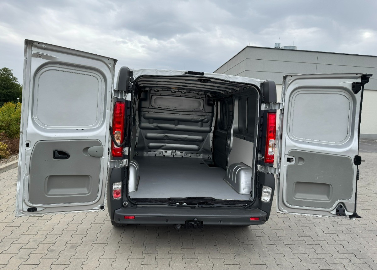 Opel Vivaro 2.0 DCI 115KM 2013 Rok SERWISOWANY Bezwypadkowy Super Stan - Цельнометаллический фургон: фото 5 Opel Vivaro 2.0 DCI 115KM 2013 Rok SERWISOWANY Bezwypadkowy Super Stan - Цельнометаллический фургон: фото 5