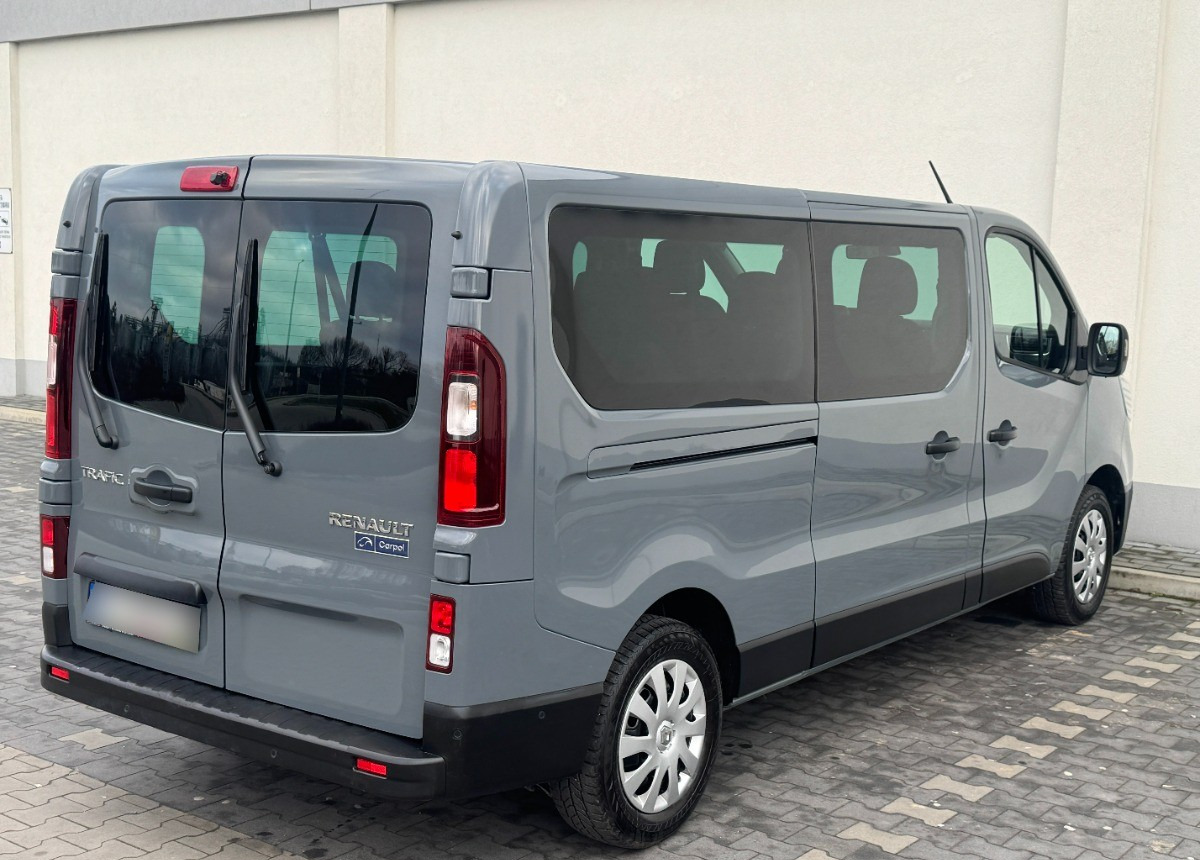 Renault Trafic Long 9 osobowy 2.0 DCI 150 KM Rok 2023 Przewóz osób niepełnosprawnych - Микроавтобус, Пассажирский фургон: фото 4 Renault Trafic Long 9 osobowy 2.0 DCI 150 KM Rok 2023 Przewóz osób niepełnosprawnych - Микроавтобус, Пассажирский фургон: фото 4