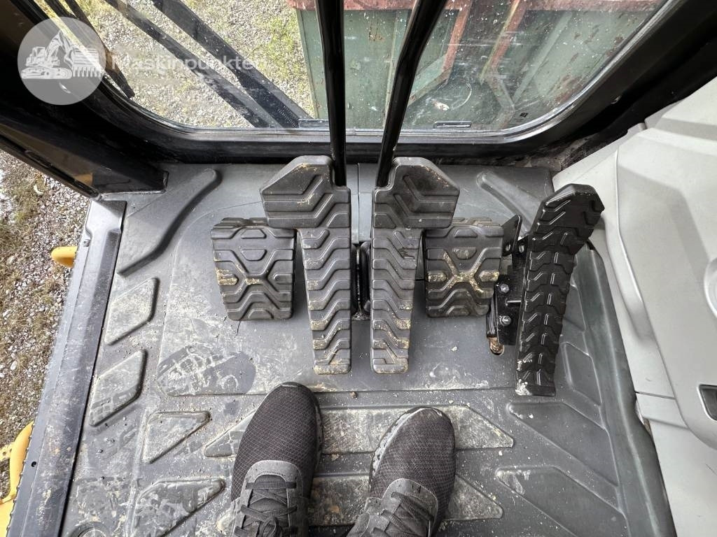 Гусеничный экскаватор CAT 374 F L: фото 18 Гусеничный экскаватор CAT 374 F L: фото 18