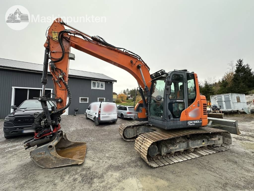 Doosan DX 140 LCR-5 - Гусеничный экскаватор: фото 1 Doosan DX 140 LCR-5 - Гусеничный экскаватор: фото 1