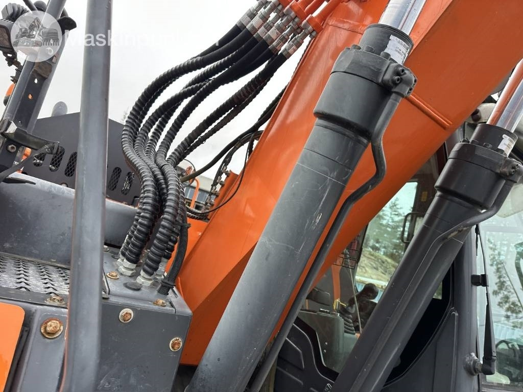 Гусеничный экскаватор Doosan DX 140 LCR-5: фото 36