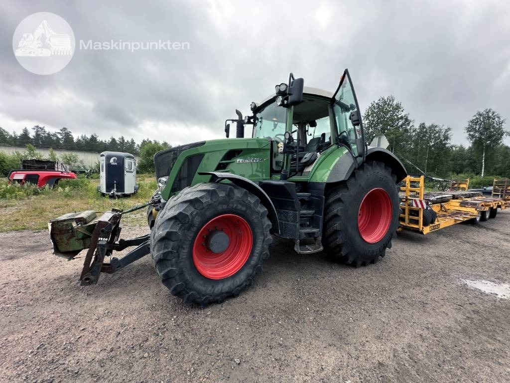 Fendt 824 Vario - Трактор: фото 1 Fendt 824 Vario - Трактор: фото 1