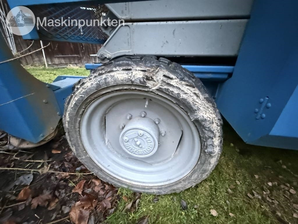 Genie GS 4390 - Ножничный подъемник: фото 4 Genie GS 4390 - Ножничный подъемник: фото 4