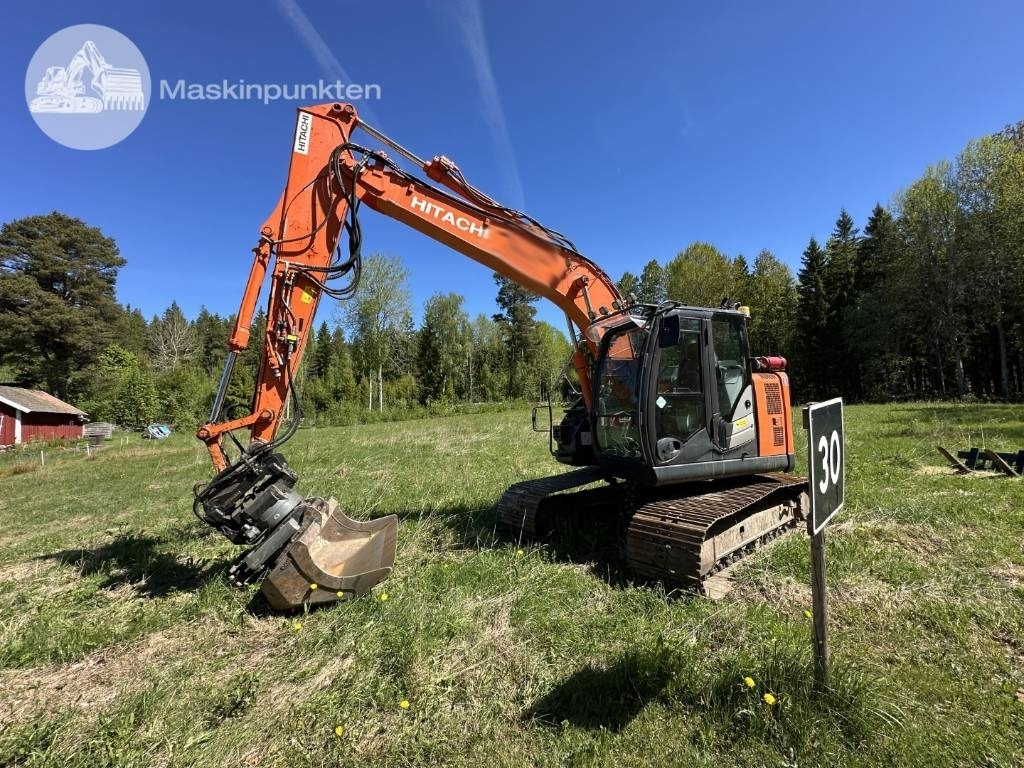 Hitachi ZX 135 US-6 - Гусеничный экскаватор: фото 2 Hitachi ZX 135 US-6 - Гусеничный экскаватор: фото 2