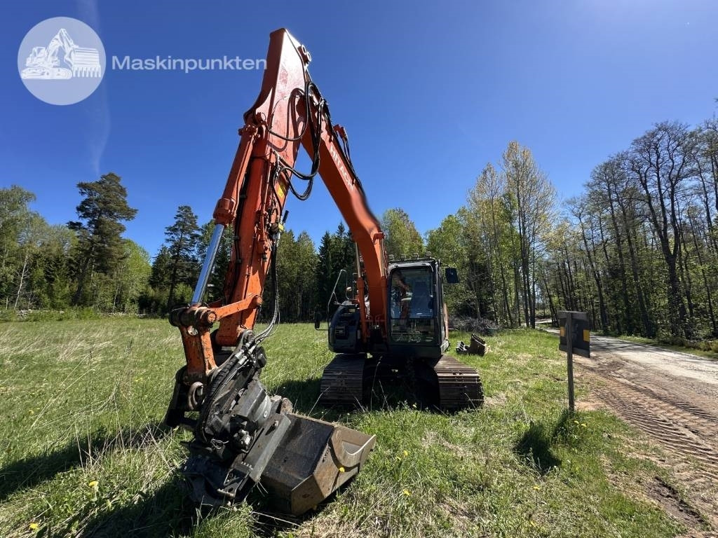 Hitachi ZX 135 US-6 - Гусеничный экскаватор: фото 3 Hitachi ZX 135 US-6 - Гусеничный экскаватор: фото 3