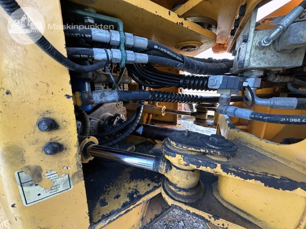 Колёсный погрузчик Hyundai HL 730 TM-7: фото 47 Колёсный погрузчик Hyundai HL 730 TM-7: фото 47