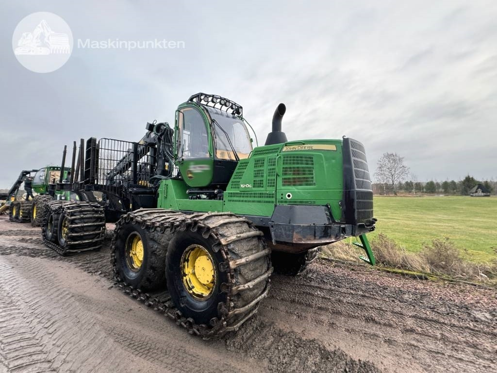 Форвардер John Deere 1910 G: фото 1