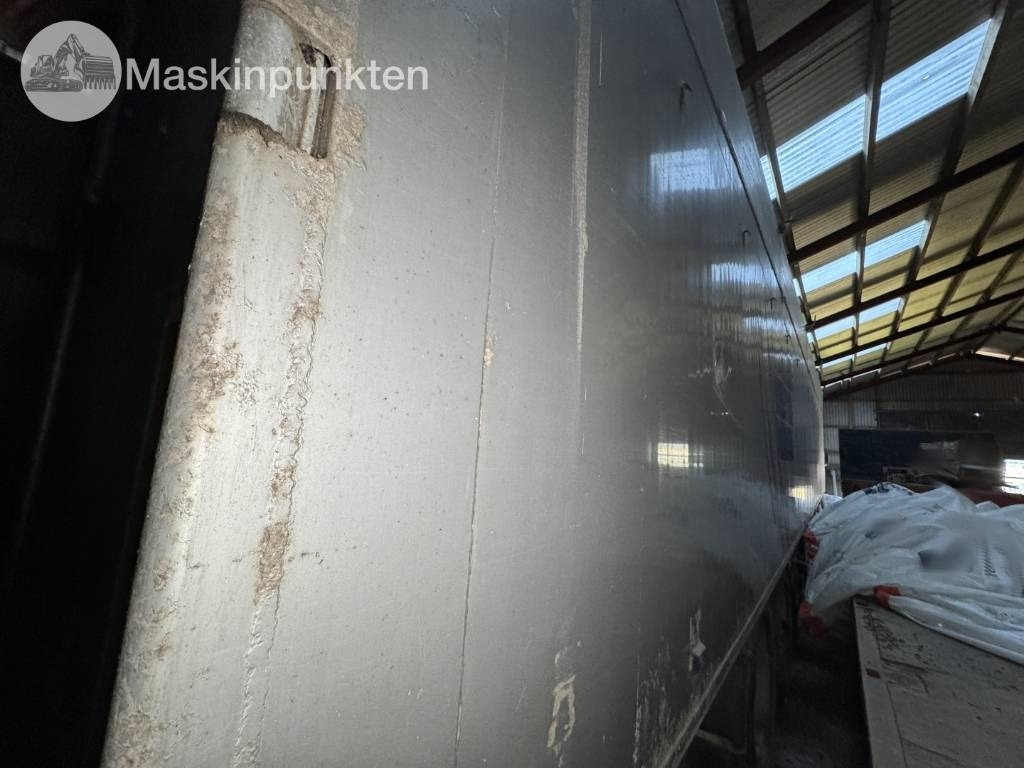 Knapen KOWF 390 - Полуприцеп с подвижным полом: фото 3 Knapen KOWF 390 - Полуприцеп с подвижным полом: фото 3