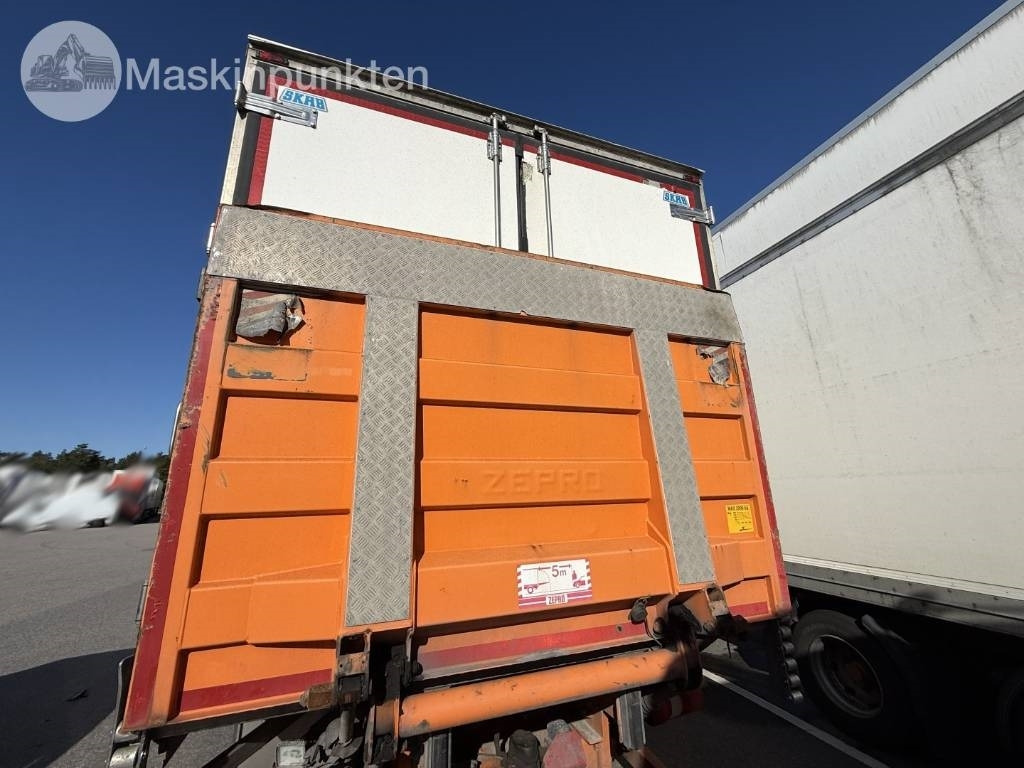 Рефрижератор Mercedes-Benz Actros 2551: фото 29 Рефрижератор Mercedes-Benz Actros 2551: фото 29