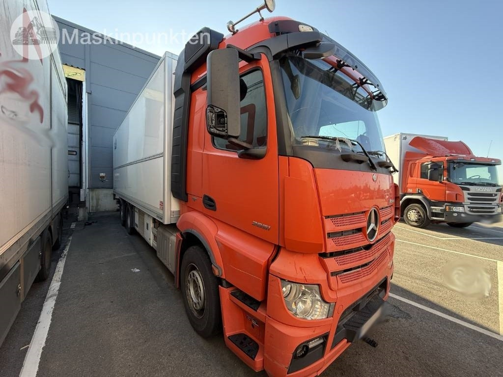 Mercedes-Benz Actros 2551 - Рефрижератор: фото 3 Mercedes-Benz Actros 2551 - Рефрижератор: фото 3