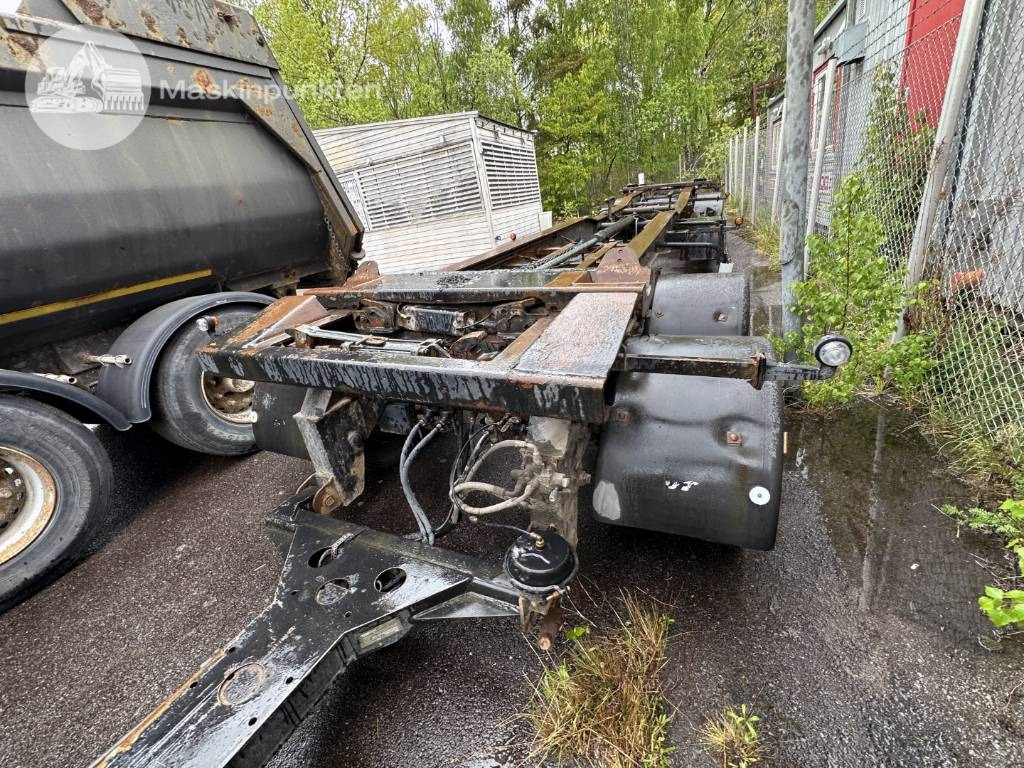 Mjölbysläpet VFP4-12,5-3 - Прицеп мультилифт/ Бункеровоз: фото 1 Mjölbysläpet VFP4-12,5-3 - Прицеп мультилифт/ Бункеровоз: фото 1