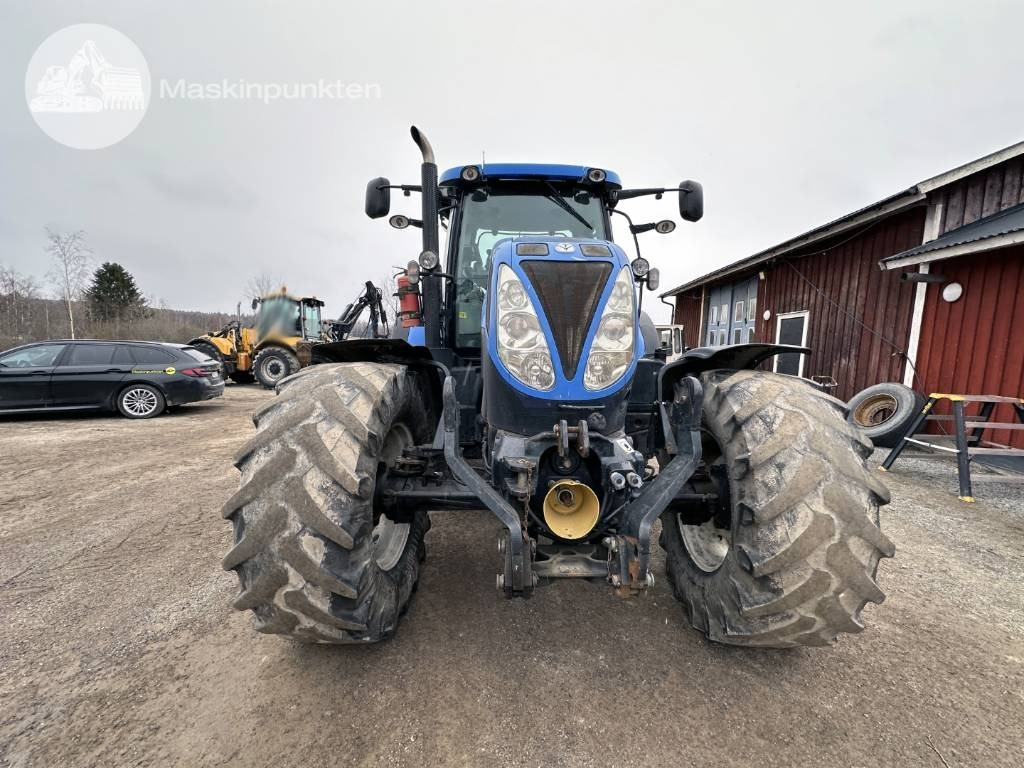 New Holland T 7.185 - Трактор: фото 4 New Holland T 7.185 - Трактор: фото 4