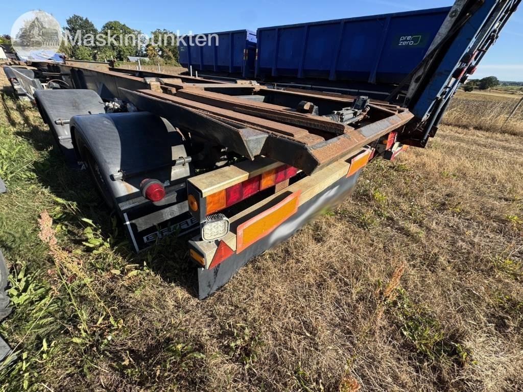 ORY T18/20 LS60 - Прицеп мультилифт/ Бункеровоз: фото 2 ORY T18/20 LS60 - Прицеп мультилифт/ Бункеровоз: фото 2