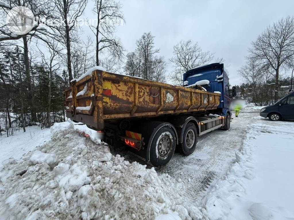 Scania R 164 LB - Крюковой мультилифт: фото 5 Scania R 164 LB - Крюковой мультилифт: фото 5