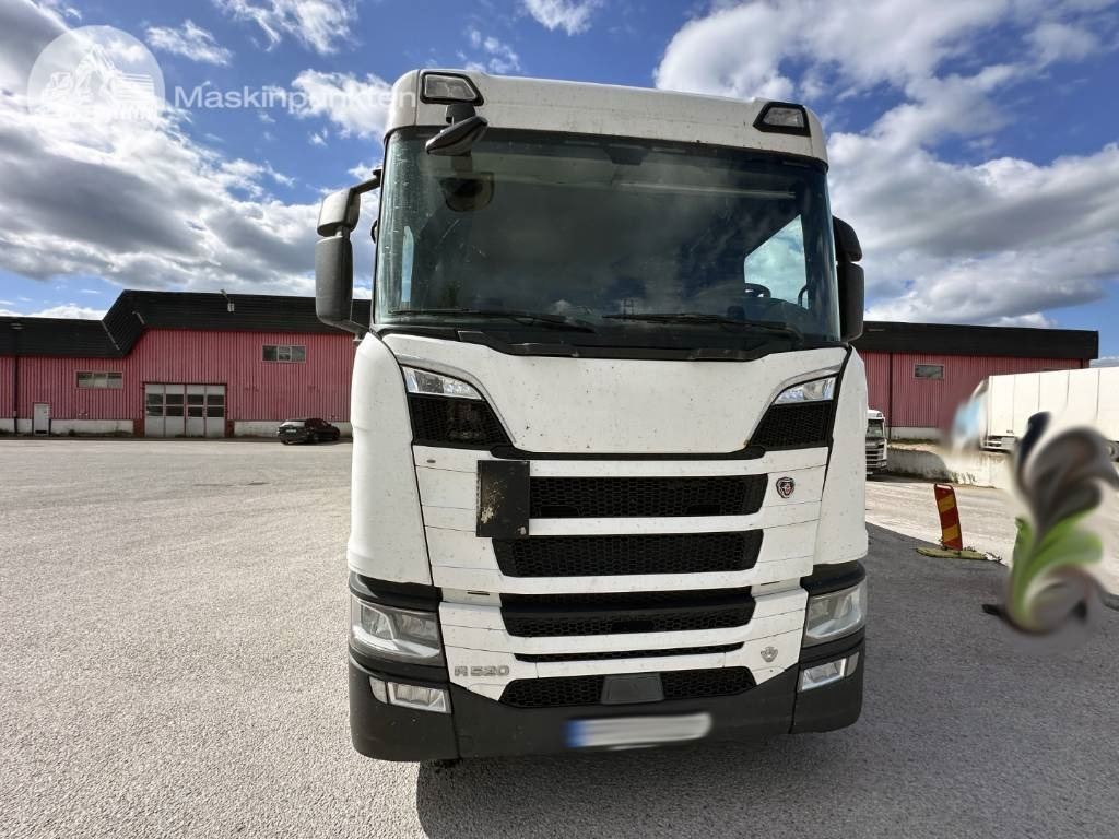 Scania R 520 - Грузовик с закрытым кузовом: фото 2 Scania R 520 - Грузовик с закрытым кузовом: фото 2