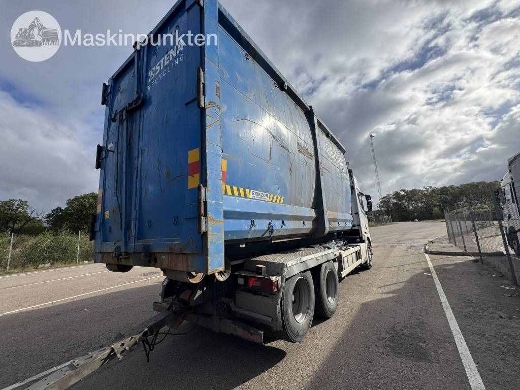 Scania R 580 EKIPAGE - Крюковой мультилифт: фото 3 Scania R 580 EKIPAGE - Крюковой мультилифт: фото 3