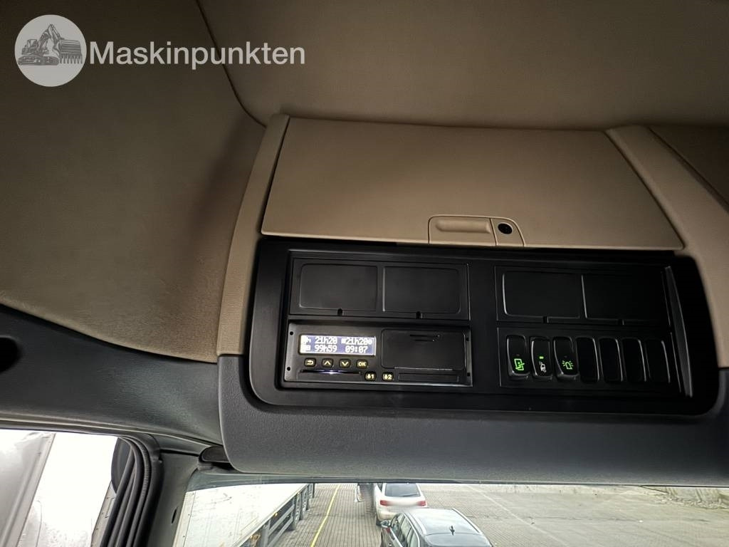 Тягач Scania R 580: фото 44